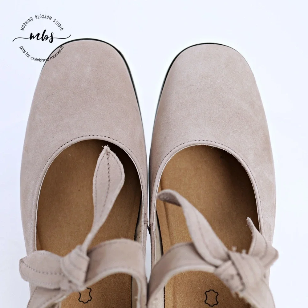 NIB Naot Nobility Mary Jane Crinkle Patent Leather Orthopedic Tan Women‎ 40